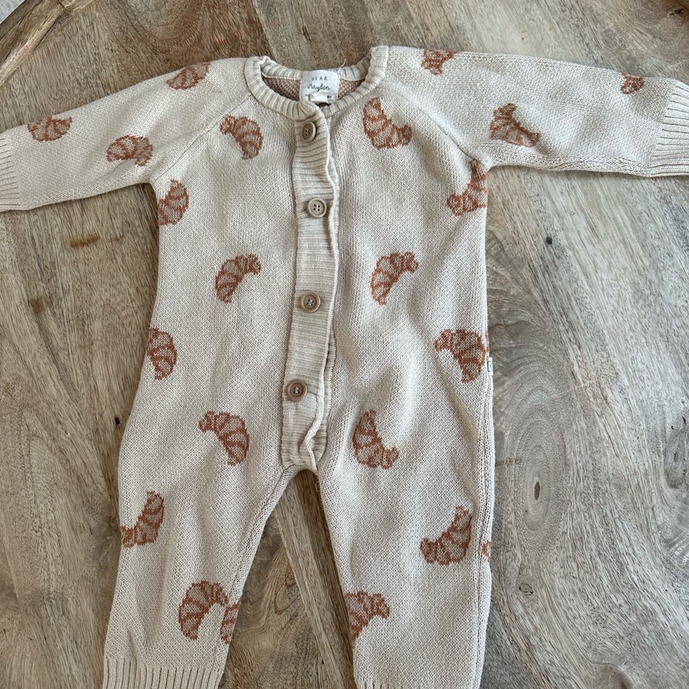 Dear Hayden Croissant Cream Baby Romper Size 3-6 months with magnetic clasps